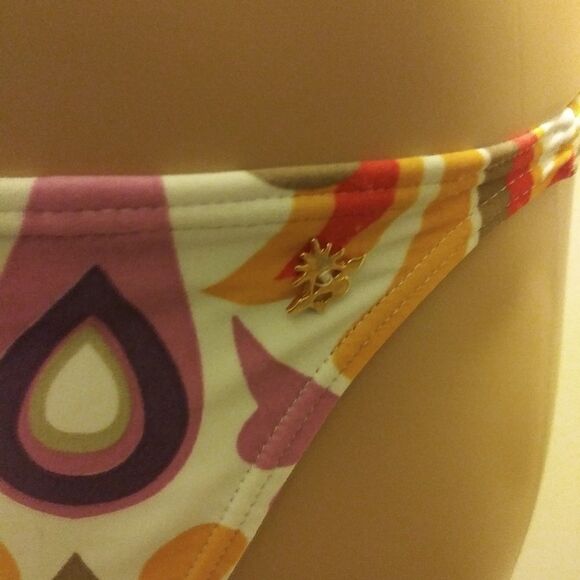 Retro Bikini -NWT - Picture 2 of 2